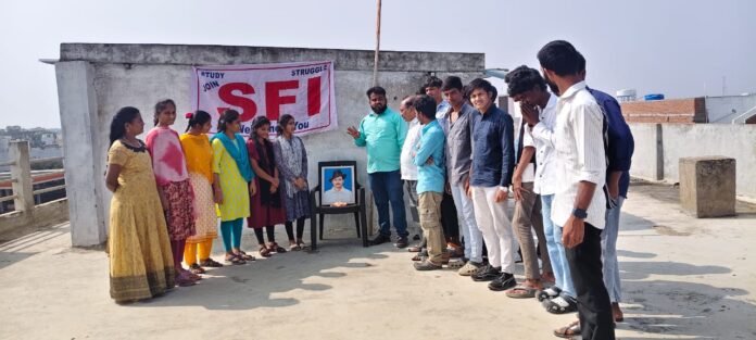 విద్యార్థుల సమస్యల కోసం ఎస్ఎఫ్ఐ అలుపెరగని పోరాటం చేస్తుంది