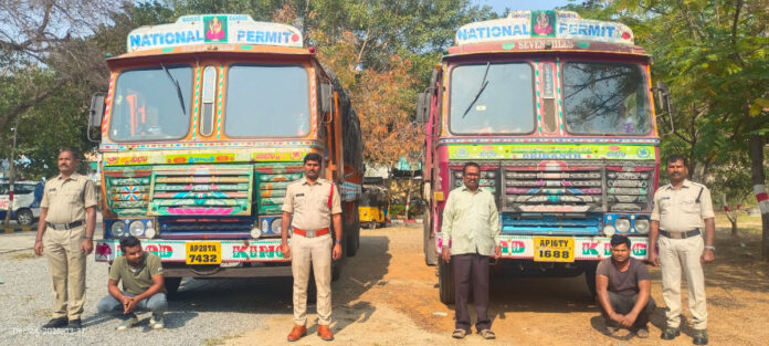 370 క్వింటాళ్ల అక్రమ పీడీఎస్ బియ్యం పట్టివేత