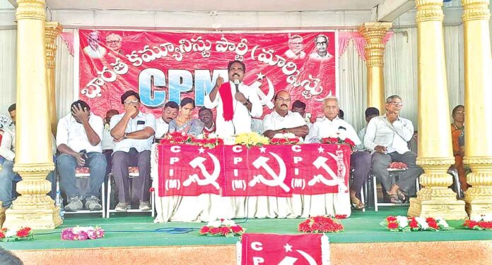 కార్పొరేషన్, మున్సిపల్ ఎన్నికల్లో సత్తా చాటాలి