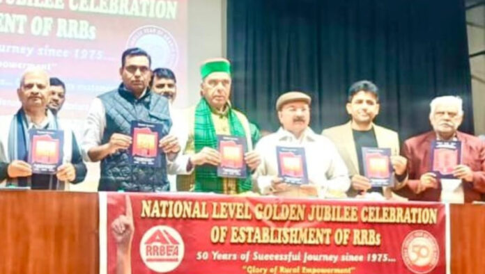 Additional funds should be allocated for handloom development: MP Chamala