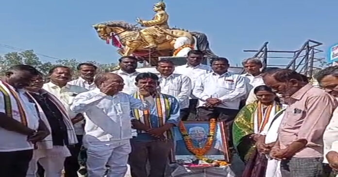 ఘనంగా భూదాత వేణుగోపాల్ ఈనాని వర్ధంతి