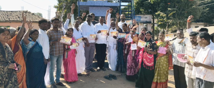 కాంగ్రెస్ అభ్యర్థి మల్లికార్జున్ కు మద్దతుగా ప్రచారంలో పాల్గొన్న ధరాస్ సాయిలు