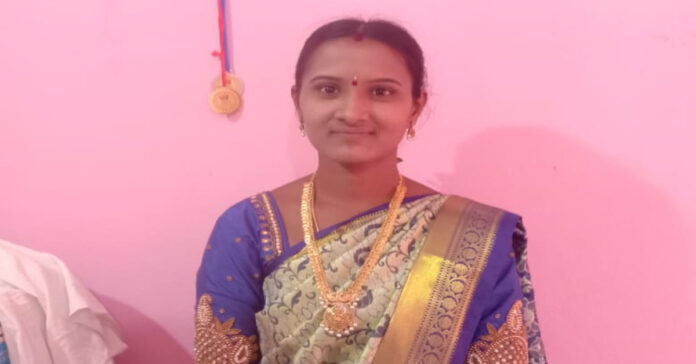 పోలీసుల సహకారంతో ఉప సర్పంచ్ ఎన్నిక