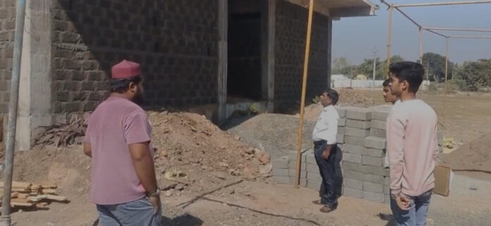 Ensure that the work is done with quality.