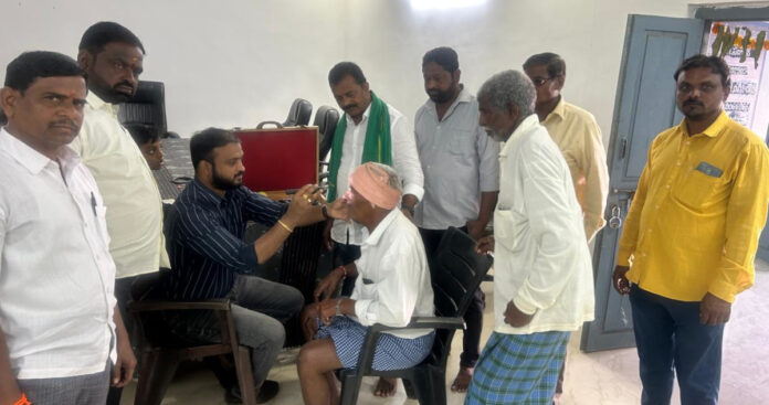 Free eye examination camp in Hasakothur