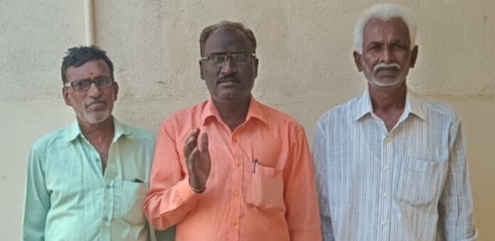 Governments negligence towards carpenters