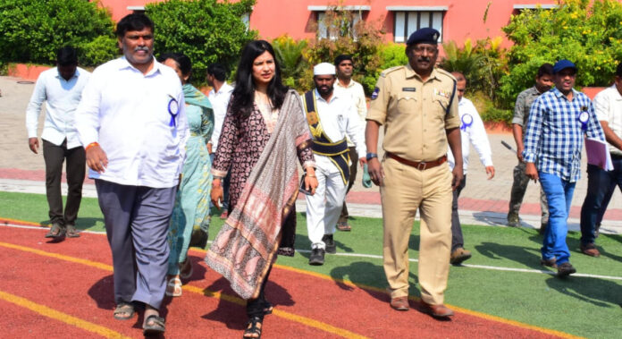 Gram Panchayat polling peaceful in the district