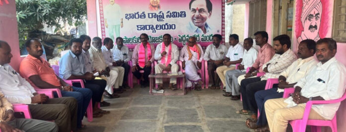 KTR should come to the assembly in large numbers.