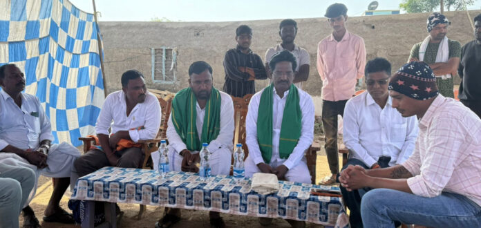 మగ్గిడి సర్పంచ్ చంద్రకాంత్ గౌడ్ ను పరామర్శించిన కోటపాటి