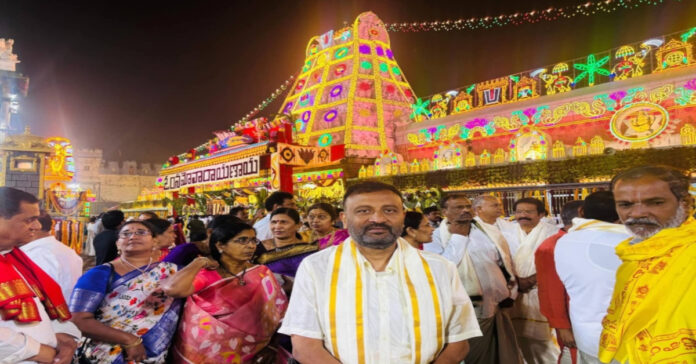 తిరుమల శ్రీవారి సేవలో ఎమ్మెల్యే తోట లక్ష్మీ కాంతారావు