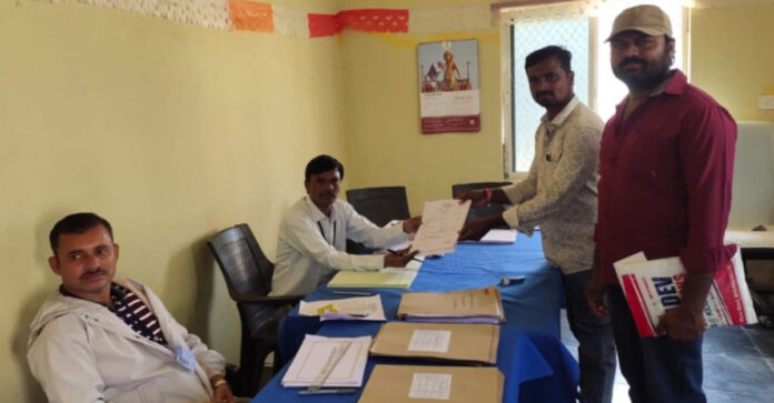 5వ వార్డు సభ్యుడు అభ్యర్థిగా ముద్దరవేని సురేష్ నామినేషన్