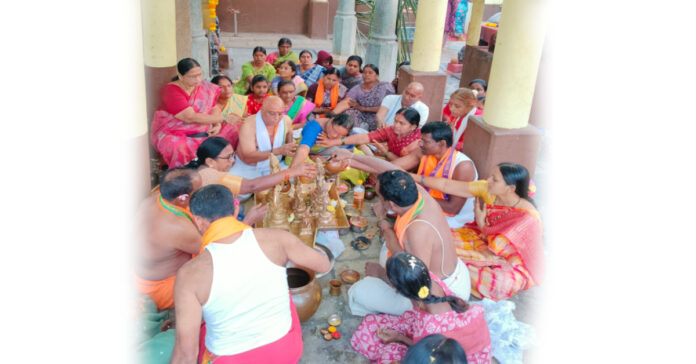 Mukkoti Ekadashi in splendor