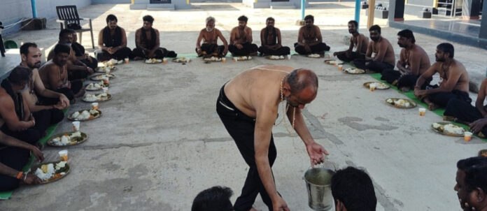 కొనసాగుతున్న నిత్యాన్నదానం