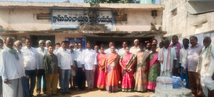 Parvathamma Gudem takes oath as new ruling party