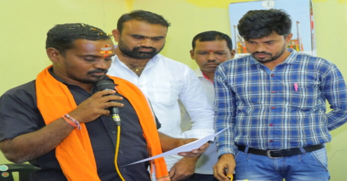 Thirri Ashok sworn in as member of Tadicherla 5th ward