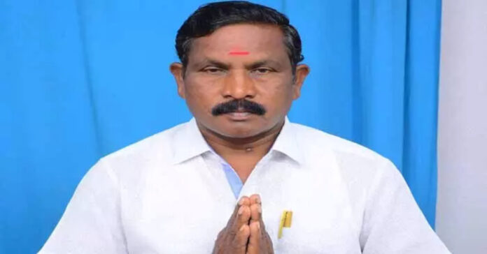 చనిపోయిన వ్యక్తి సర్పంచ్గా గెలిచాడు