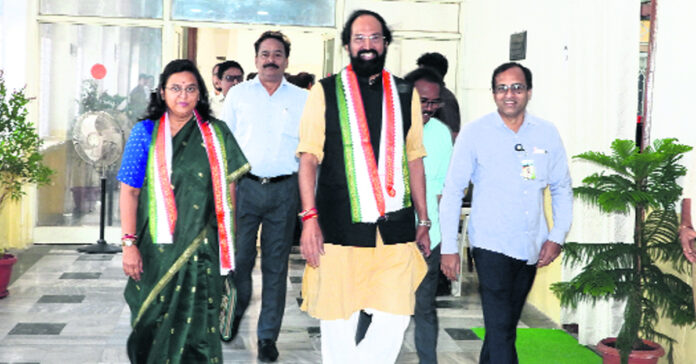 The BRS itself agreed to 299 TMCs.