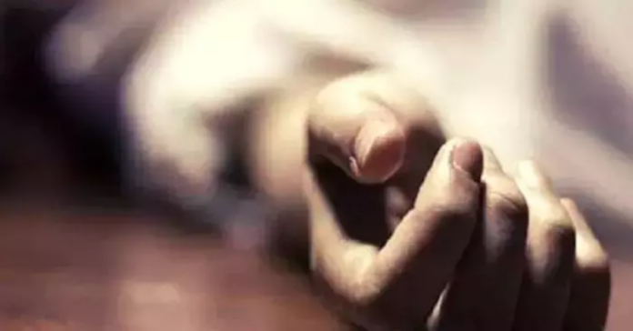 చదువులు నా వల్ల కాదు.. సూసైడ్ నోట్ రాసి విద్యార్థి ఆత్మహత్య