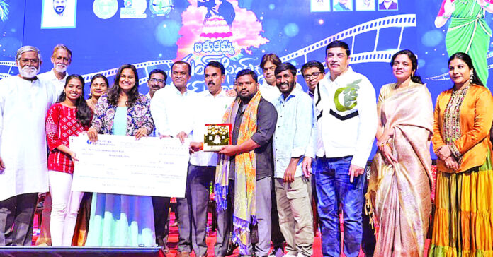 సృజనాత్మకతను వెలికి తీసే ఒక గొప్ప వేదిక