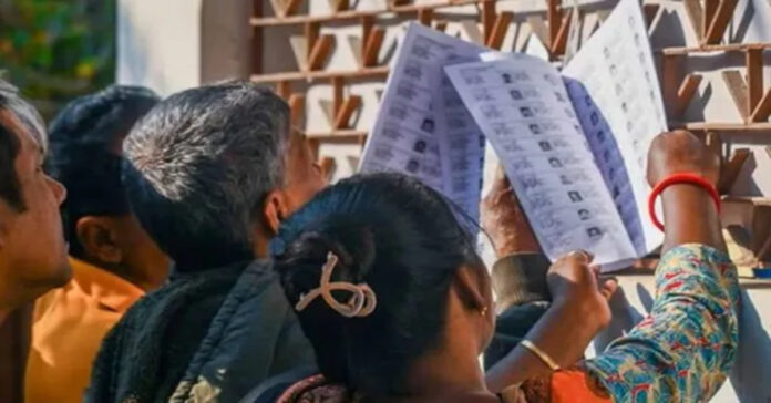 తమిళనాడు, గుజరాత్లలో కోట్లలో ఓట్ల తొలగింపు