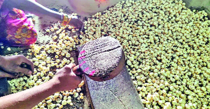 మఖనాలపై ట్రంప్ సుంకాల దెబ్బ