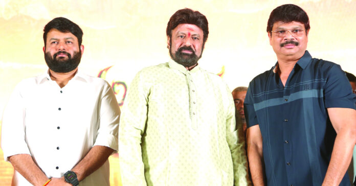 అఖండ విజయాన్ని అందించిన ప్రేక్షకులకు కృతజ్ఞతలు