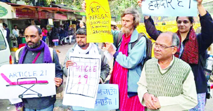 గ్రామీణ సంక్షోభం తీవ్రం