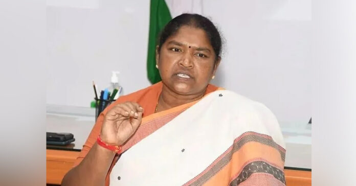 మళ్లీ వెట్టిచాకిరీని తేవాలన్నదే బీజేపీ లక్ష్యం