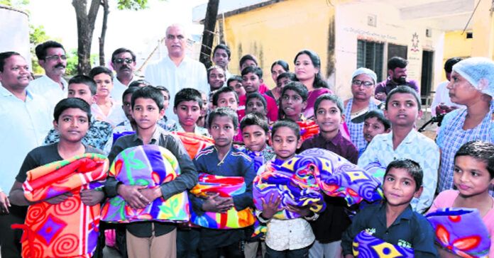 విద్యాశాఖ మంత్రిగా రేవంత్రెడ్డి ఉన్నా..అనాథ పిల్లలకు అన్నం పెట్టడం లేదు