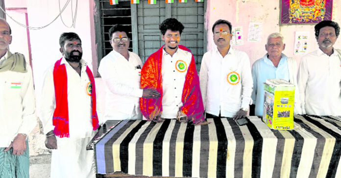 సాఫ్ట్వేర్ టూ సర్పంచ్