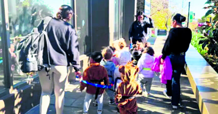 అమెరికా ఉపాధ్యాయుల్లో భయం.. భయం