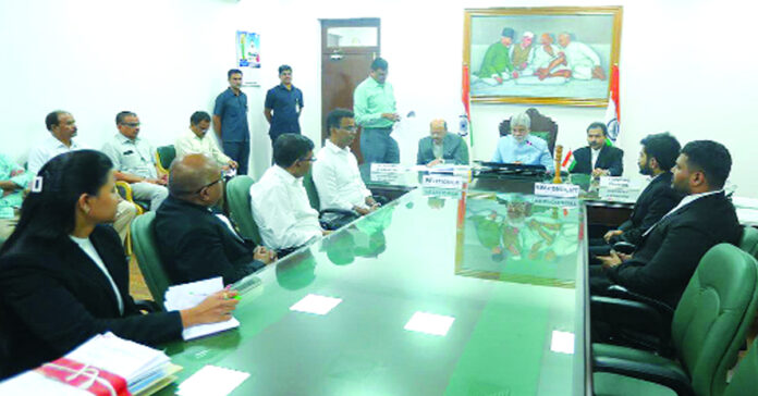 పార్టీ మారినట్టు ఆధారాల్లేవ్