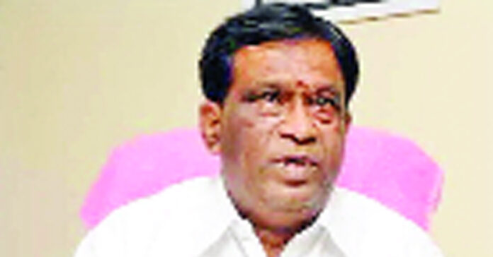 దేశవాళీ సీజన్ ముగిశాక టీ20 లీగ్తో ఏం ఉపయోగం?