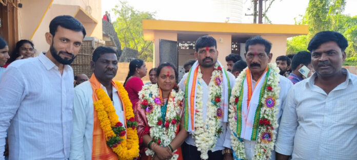 సాటాపూర్ గ్రామంలో విజయోత్సవ ర్యాలీ