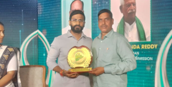 Village Sarpanch Shankar is the only one who attended the Gram Swarajya Sammelan.