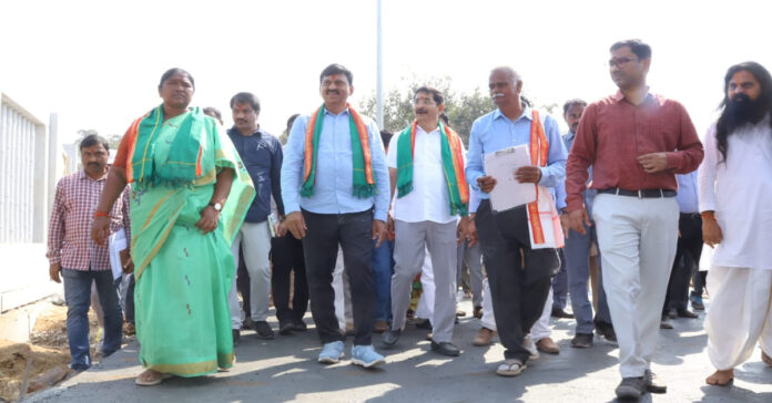 200 ఏండ్లు చెక్కుచెదరకుండా పనులు