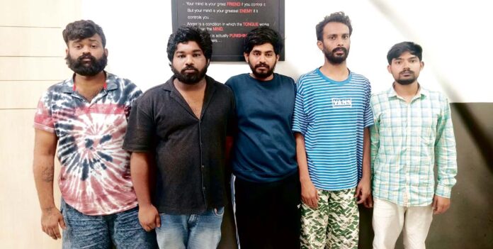 పంజాగుట్టలో డ్రగ్స్ ముఠా గుట్టురట్టు