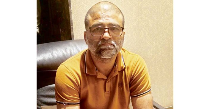 జాయింట్ సబ్ రిజిస్ట్రార్పై అసమాన ఆస్తుల కేసు నమోదు