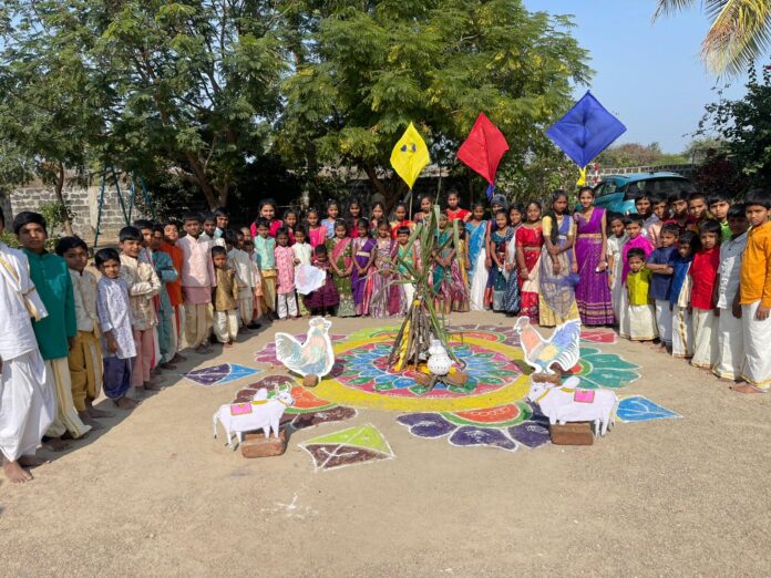 మిసిమి ఉన్నత పాఠశాలలో సంక్రాంతి సంబరాలు