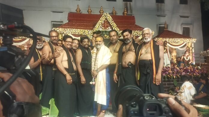 అయ్యప్ప మహా పడిపూజలో పల్గొన్న ప్రముఖ బిల్డర్, విద్యాదాత, సంఘ సేవకులు