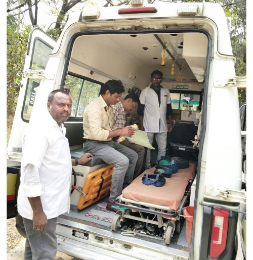 108 సిబ్బంది విధుల్లో నిర్లక్ష్యం వహించొద్దు