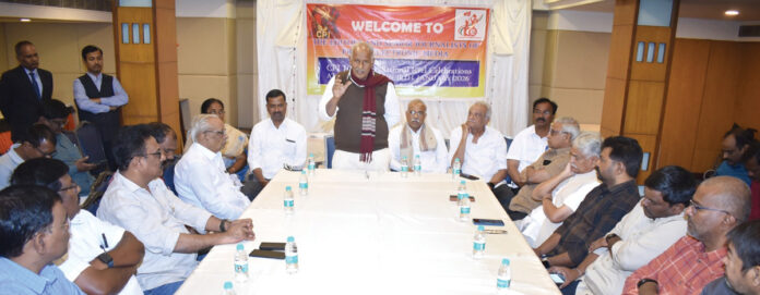 18న ఖమ్మంలో సీపీఐ వందేండ్ల ఉత్సవాల ముగింపు సభ