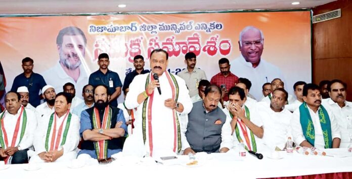 క్రమశిక్షణతో కష్టపడదాం