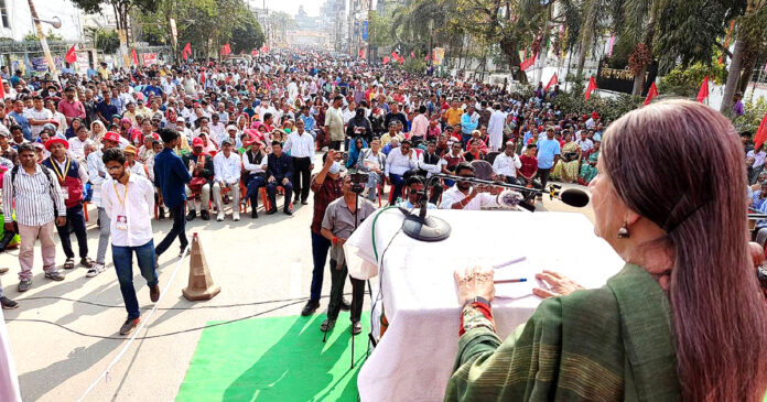 బీజేపీది అణచివేత పాలన