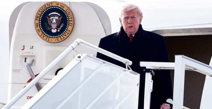 ట్రంప్నకు తప్పిన ప్రమాదం