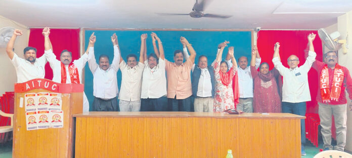 12న దేశవ్యాప్త సార్వత్రిక సమ్మెలో పాల్గొనండి