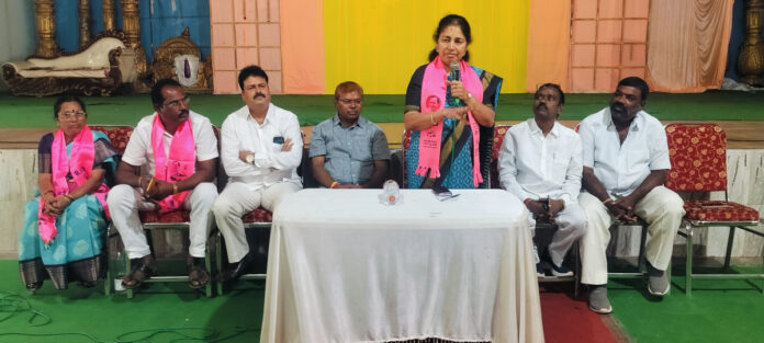 ఆలేరు సమస్యల పరిష్కారం కొరకు అన్ని పక్షాలు ఒక తాటి పైకి రావాలి