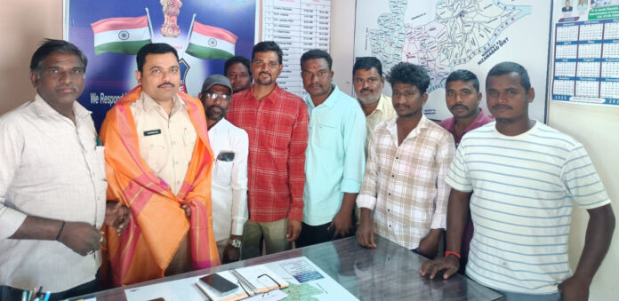 సిఐకి అభినందనల వెల్లువ