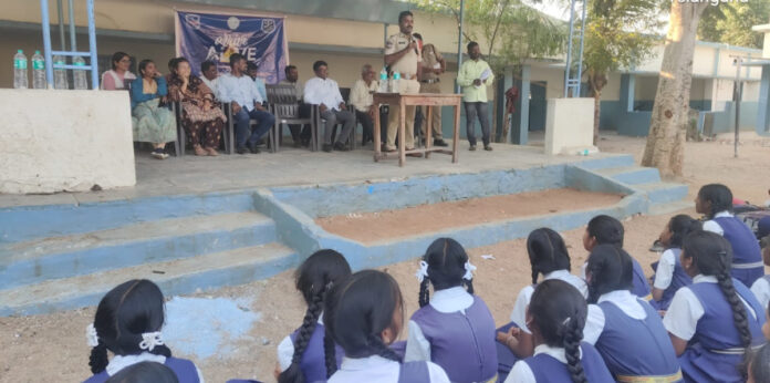 Arrive-Alive program under the auspices of the SIS