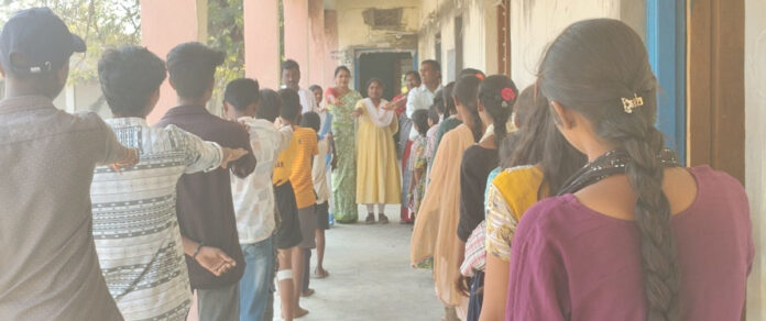 విద్యార్థులకు ఓటుహక్కుపై అవగాహన